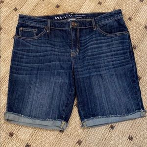 Women’s 16W JEAN SHORTS